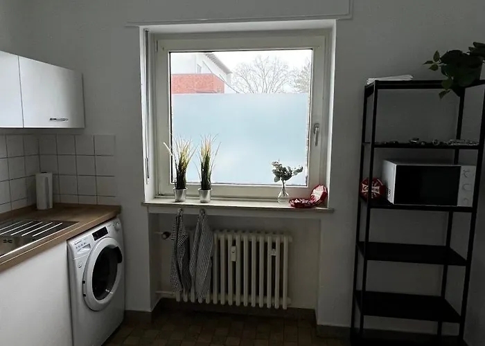 Geraeumige Handwerkerunterkunft Mit Balkon * Rheine