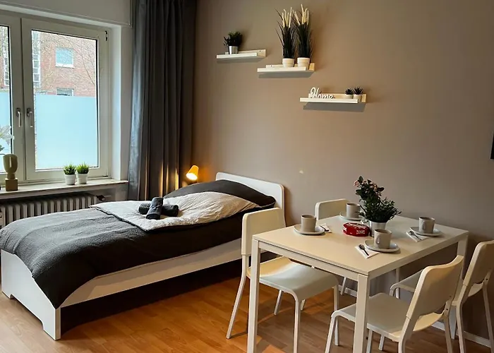 Apartmán Geraeumige Handwerkerunterkunft Mit Balkon *